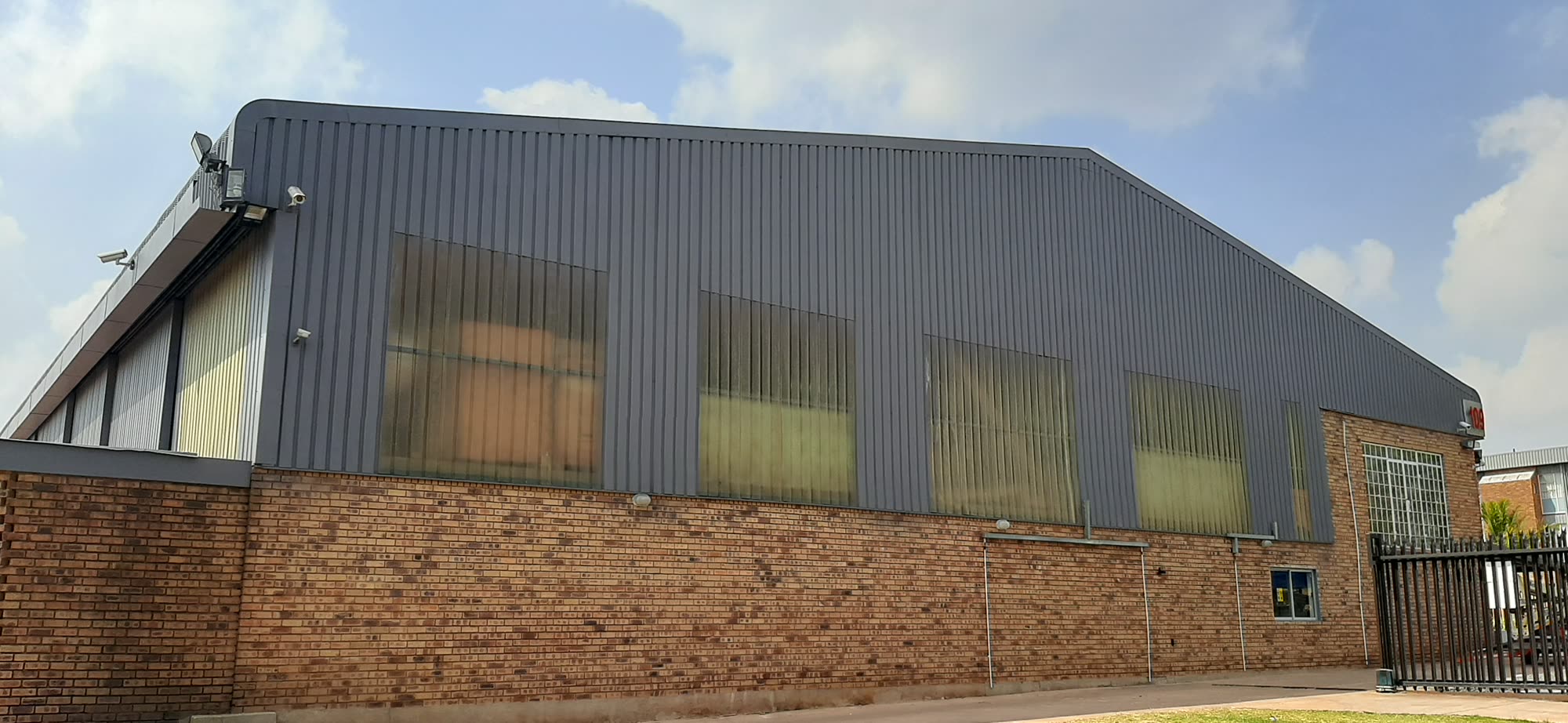 Leonardo Aviation Hangar photograph 92