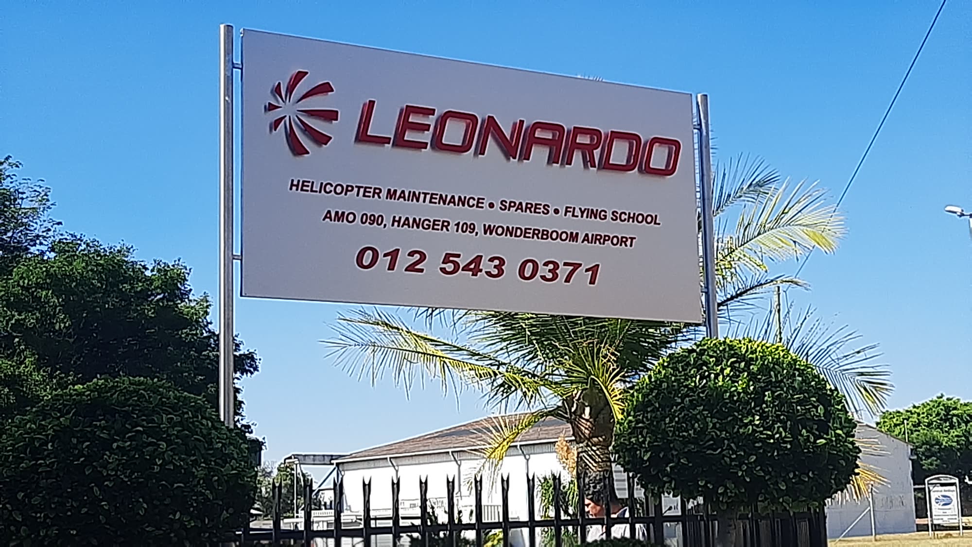 Leonardo Aviation Hangar Reception photograph 51