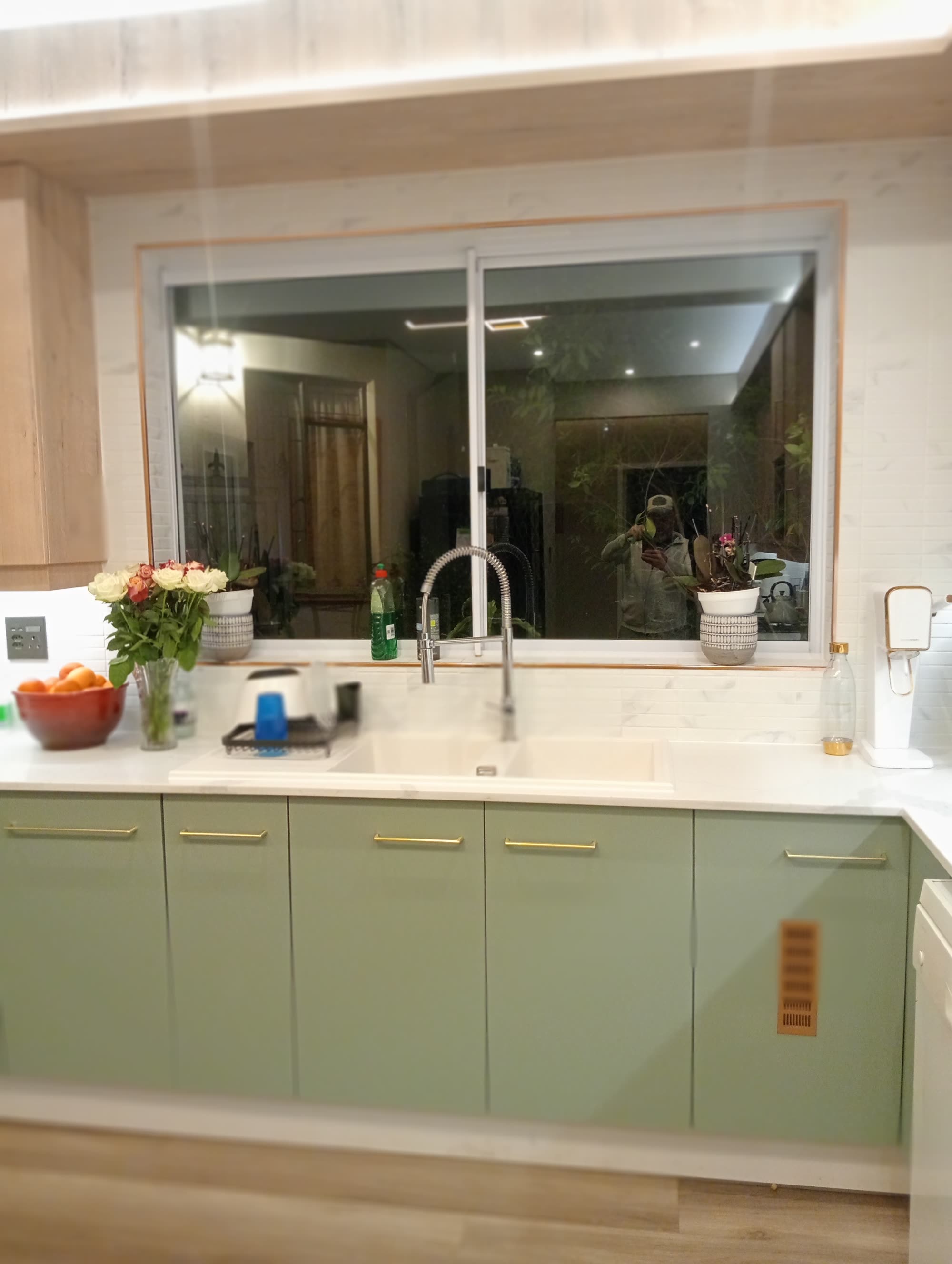 Le Renaud residence Kitchen photograph 56