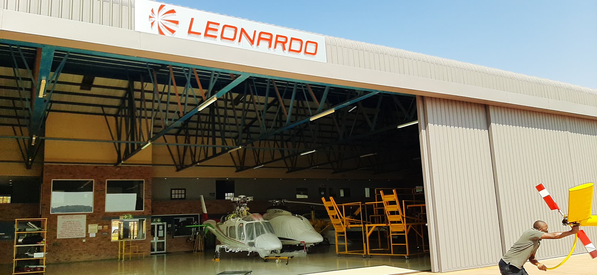 Leonardo Aviation Hangar photograph 88