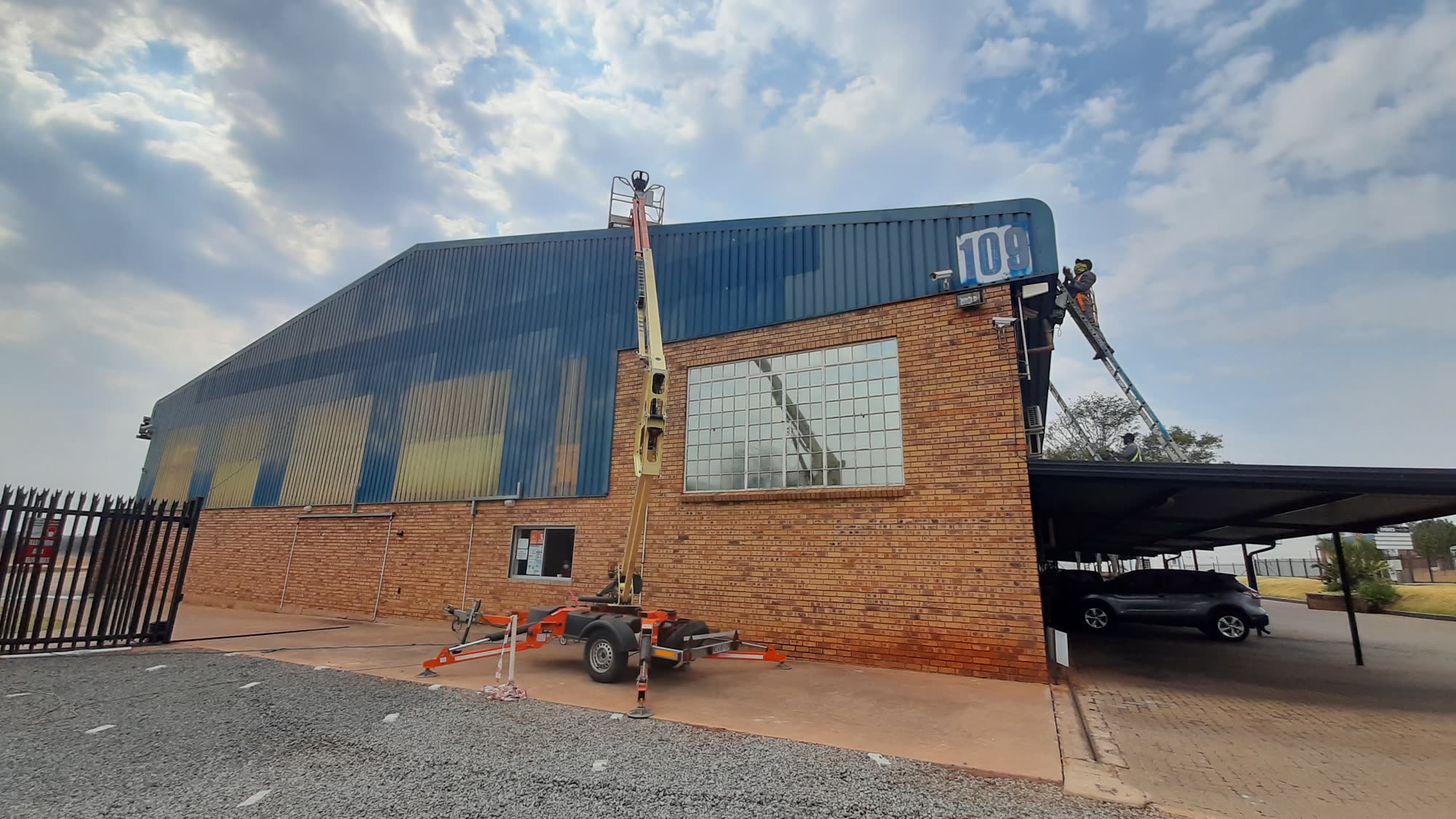 Leonardo Aviation Hangar photograph 37