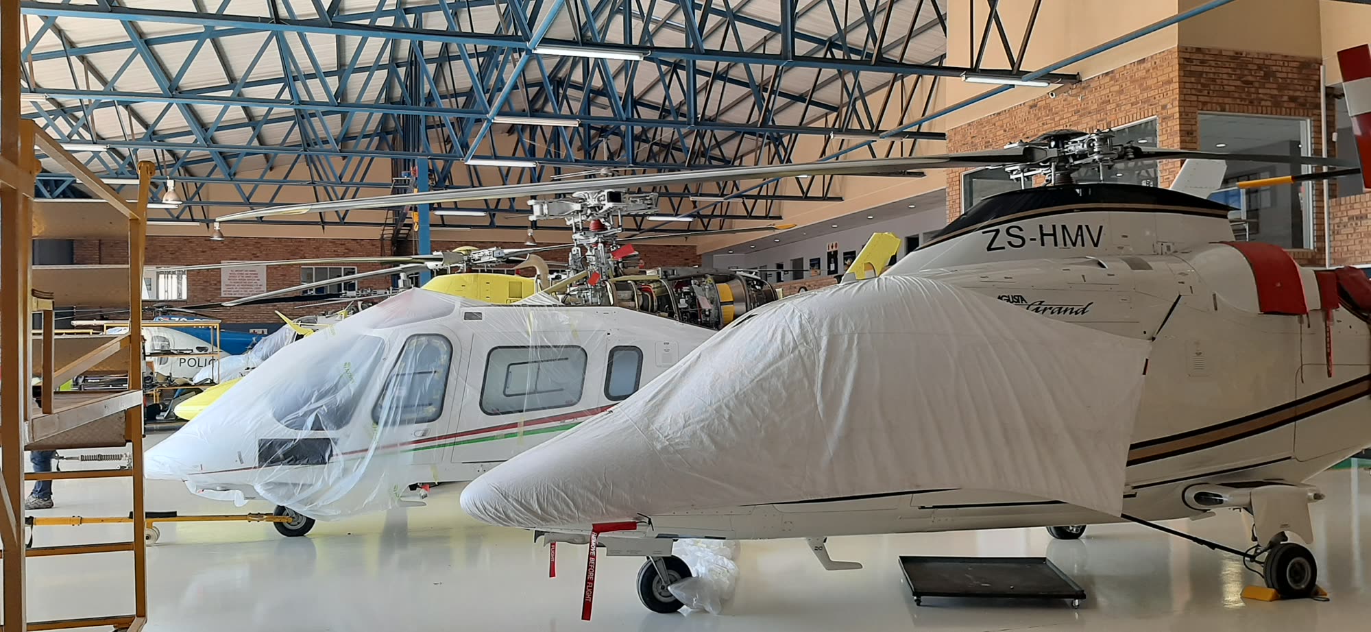 Leonardo Aviation Hangar photograph 89